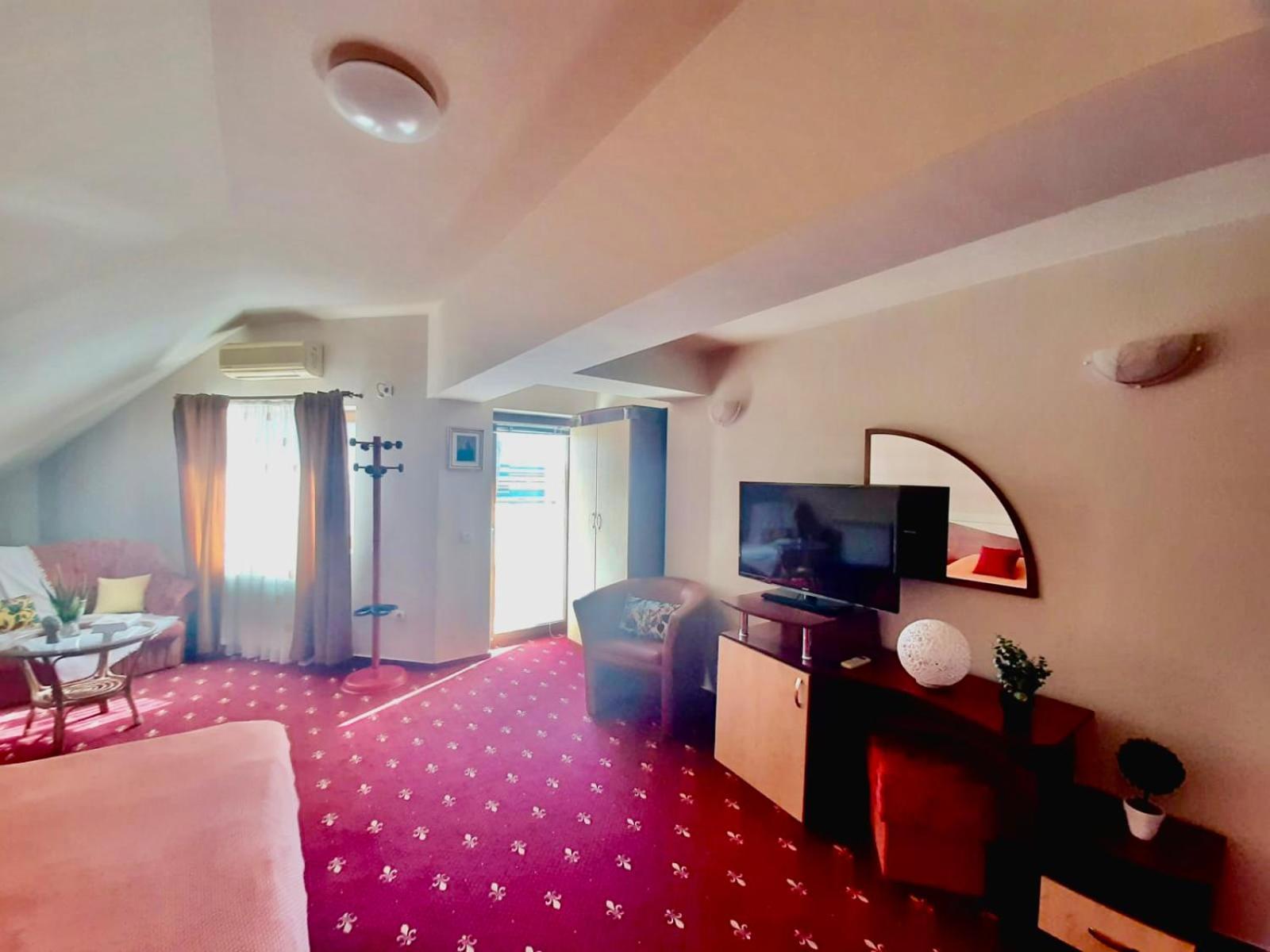 Vila Miluna Mamaia Exterior photo